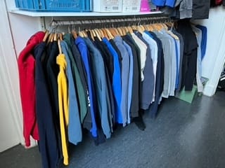 Vêtements perdus ! Ils vous attendent !